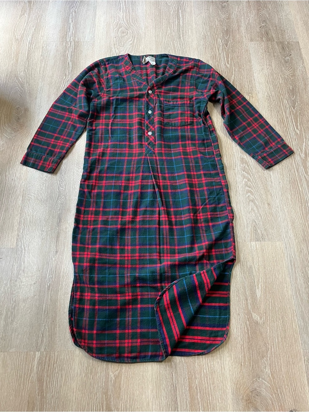 Vintage L.L. Bean Flannel Nightgown Womens M Red Green Plaid Sleep Shirt USA